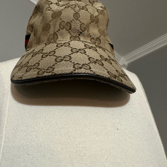 Gucci Original GG Canvas Baseball Hat - Picture 2 of 7